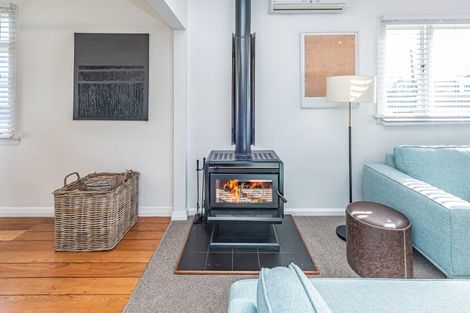 Photo of property in 3 Carlton Avenue, Gonville, Whanganui, 4501