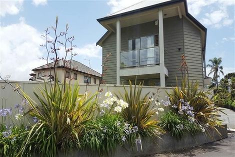 Photo of property in 1/11 Raymond Street, Point Chevalier, Auckland, 1022