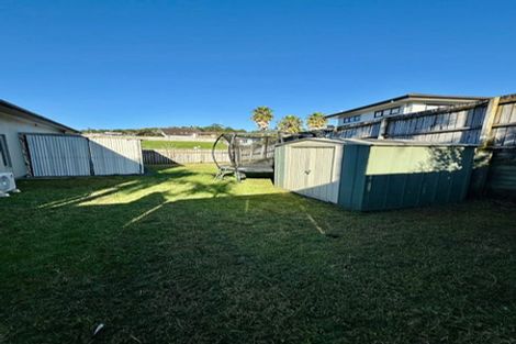 Photo of property in 52 Aspiring Avenue, Clover Park, Auckland, 2019