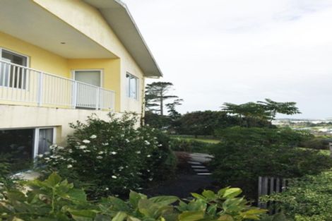 Photo of property in 730 East Coast Road, Pinehill, Auckland, 0632