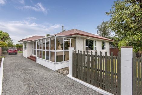 Photo of property in 408 Main North Road, Redwood, Christchurch, 8051