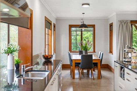 Photo of property in 10 Trig Road, West Harbour, Auckland, 0618