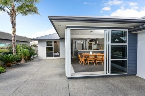 Photo of property in 12 The Rocks, Flagstaff, Hamilton, 3210