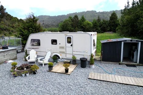 Photo of property in 11 Mcleans Pit Road, Coal Creek, Greymouth, 7802