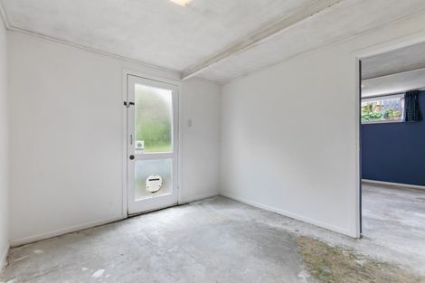 Photo of property in 2/16 Ramillies Place, Glenfield, Auckland, 0629