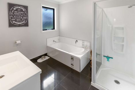 Photo of property in 55 Rodeo Drive, Kelvin Grove, Palmerston North, 4414