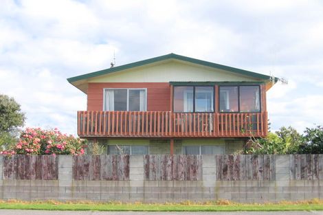 Photo of property in 612a Papamoa Beach Road, Papamoa Beach, Papamoa, 3118