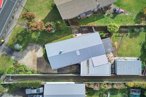 Photo of property in 205 Mangorei Road, Merrilands, New Plymouth, 4312