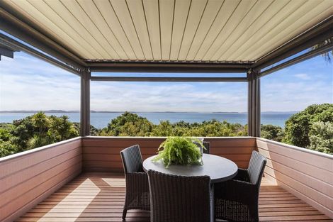 Photo of property in 60 Pacific Parade, Army Bay, Whangaparaoa, 0930