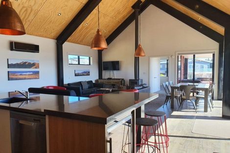 Photo of property in 1 Pollock Place, Lake Tekapo, 7999
