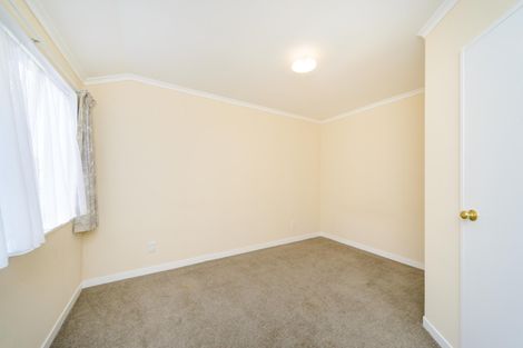 Photo of property in 4 Royal Oak Drive, Kelvin Grove, Palmerston North, 4414