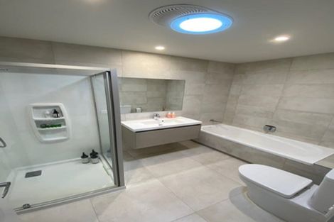 Photo of property in 16 Matairangi Avenue, Totara Heights, Auckland, 2105