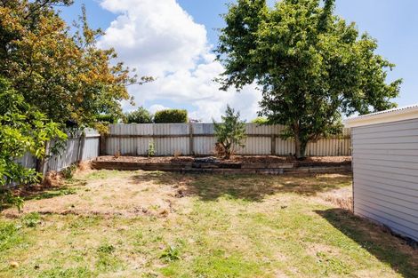 Photo of property in 4 Ngarimu Street, Roslyn, Palmerston North, 4414