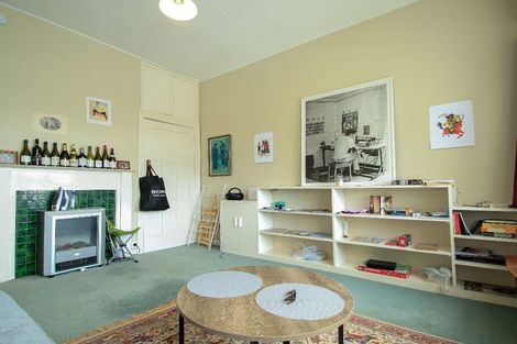 Photo of property in Carillion/the Knoll, 33 Thompson Street, Mount Cook, Wellington, 6011