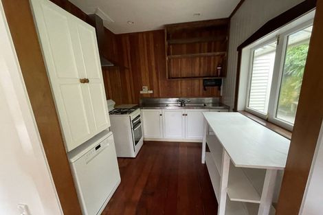 Photo of property in 38 Ribble Street, Island Bay, Wellington, 6023