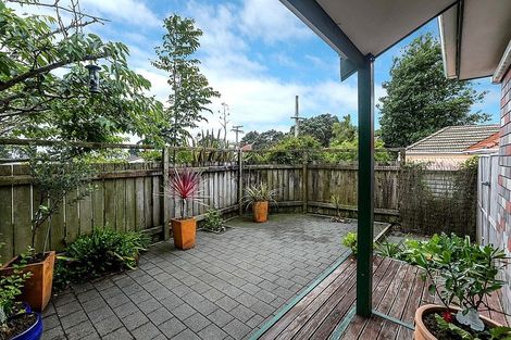 Photo of property in 49a Brois Street, Frankleigh Park, New Plymouth, 4310
