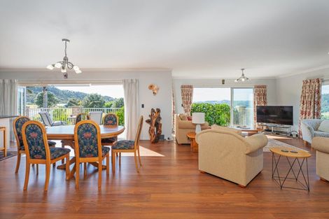 Photo of property in 16 Ohuka Place, Whitianga, 3510