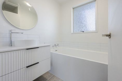 Photo of property in 4 Cabot Place, Flaxmere, Hastings, 4120