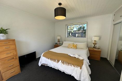 Photo of property in 28 Matuhi Rise, Henderson, Auckland, 0612