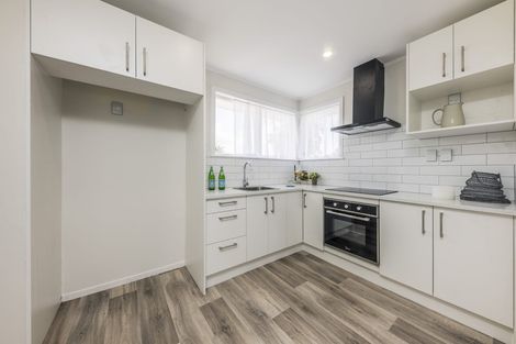 Photo of property in 16 Eastburn Street, Papakura, 2110