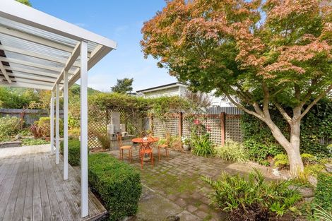 Photo of property in 25b Pehi Kupa Street, Waikanae, 5036