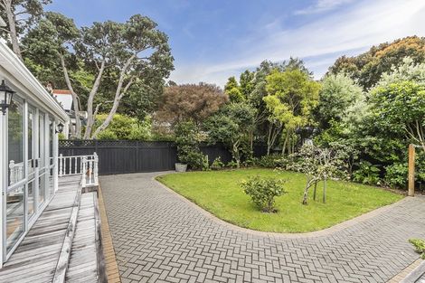 Photo of property in 9 Burnham Street, Seatoun, Wellington, 6022