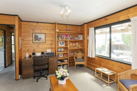 Photo of property in 12 Oak Street, Mangapapa, Gisborne, 4010