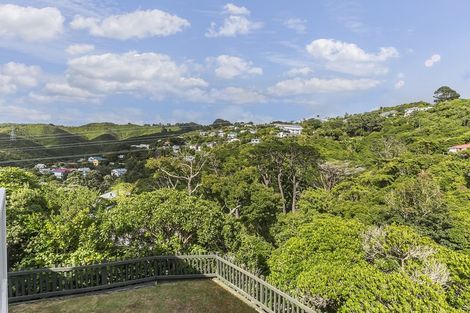 Photo of property in 10 Zetland Street, Highbury, Wellington, 6012