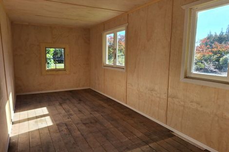 Photo of property in 100 Cole Street, Dannevirke, 4930