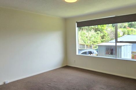 Photo of property in 3a Spruce Grove, Ranui, Porirua, 5024