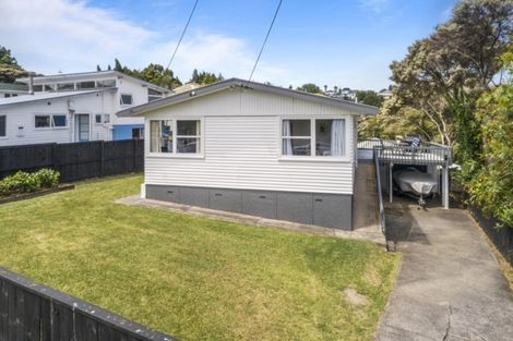Photo of property in 1/14 Windy Ridge Road, Glenfield, Auckland, 0629