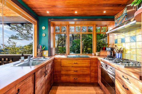Photo of property in 17 Korimako Road, Days Bay, Lower Hutt, 5013