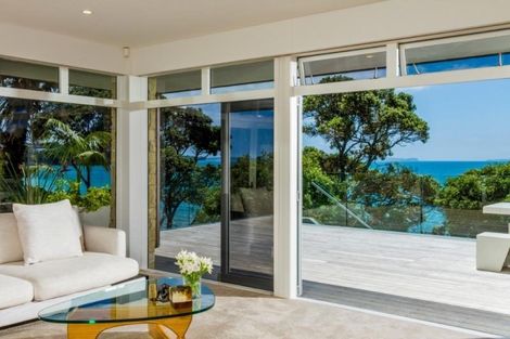 Photo of property in 2/34 Whitby Crescent, Mairangi Bay, Auckland, 0630