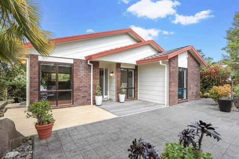 Photo of property in 43 Vintage Drive, Henderson, Auckland, 0612