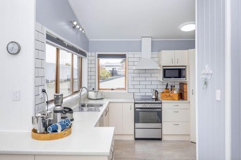 Photo of property in 363 Pakura Street, Te Awamutu, 3800