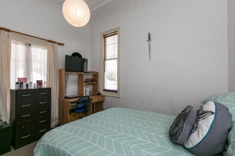 Photo of property in 2 Cameron Road, Bluff Hill, Napier, 4110