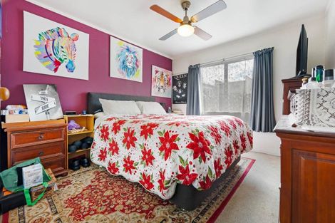 Photo of property in 170b Aviemore Drive, Highland Park, Auckland, 2010