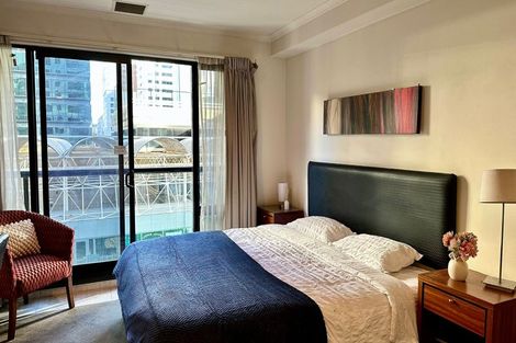 Photo of property in 6 Lancelot Road, Orewa, 0931