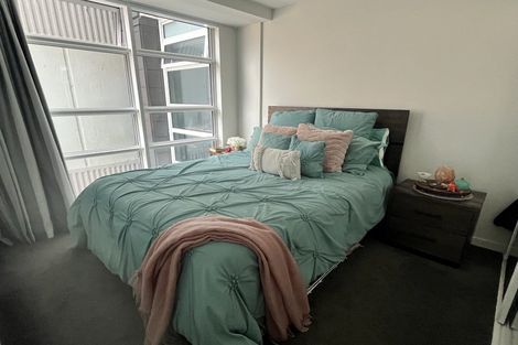 Photo of property in Pinnacle Apartments, E506/160 Victoria Street, Te Aro, Wellington, 6011