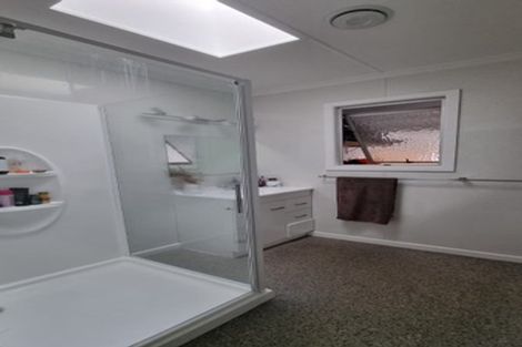Photo of property in 21 Broadway, Stratford, 4332
