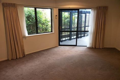 Photo of property in 70 Belt Road, New Plymouth, 4310