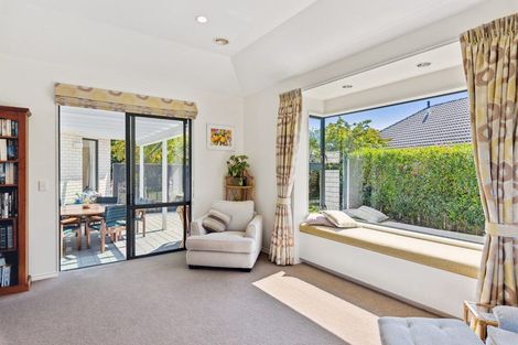 Photo of property in 4 Maple Lane, Waikanae, 5036