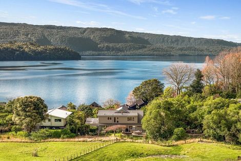 Photo of property in 176 Spencer Road, Lake Tarawera, Rotorua, 3076