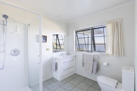 Photo of property in 65 Mapara Road, Acacia Bay, Taupo, 3385