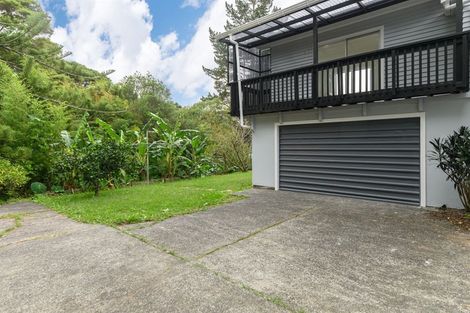 Photo of property in 30 Glen Marine Parade, Glendene, Auckland, 0602