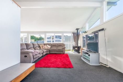 Photo of property in 3 Wilson Grove, Normandale, Lower Hutt, 5010