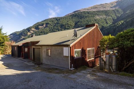 Photo of property in 225a Fernhill Road, Sunshine Bay, Queenstown, 9300