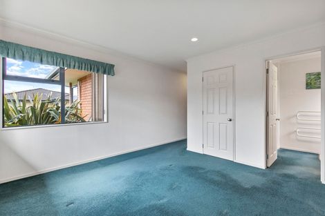 Photo of property in 24 Eastside Drive, Pukekohe, 2120