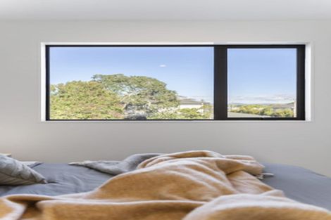 Photo of property in 13 Paetai Lane, Te Atatu Peninsula, 0610