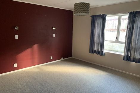 Photo of property in 14 Leeton Drive, Waipukurau, 4200